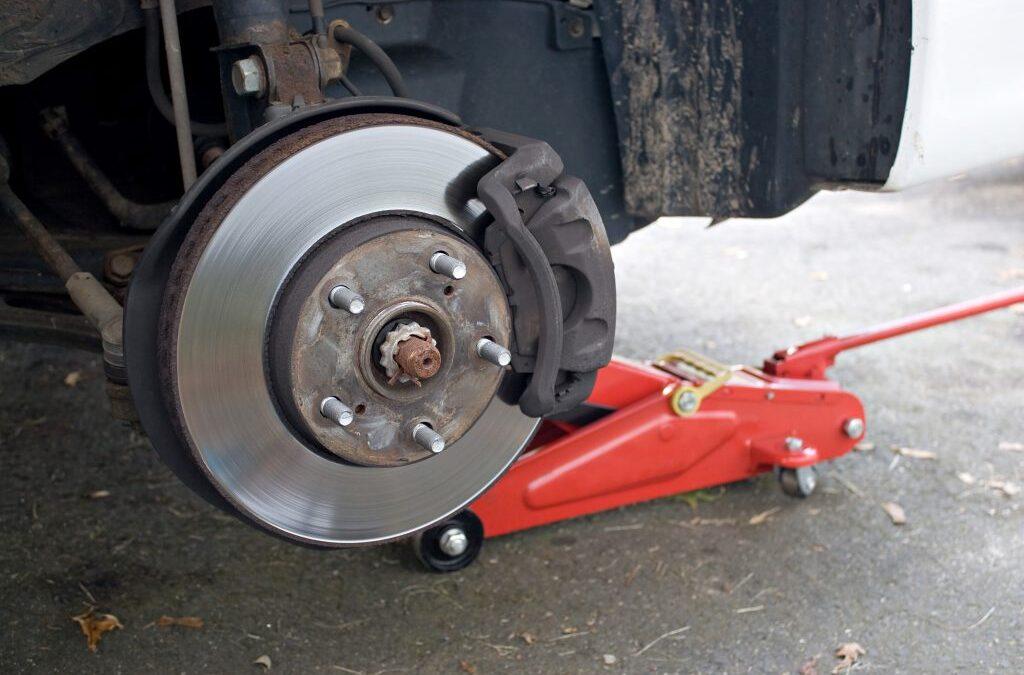 Keeping Your Brakes in Check: How to Determine if Your Car Brakes Need Replacement